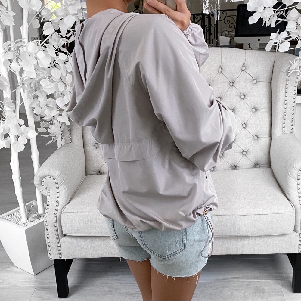 🆕SUNDOWN— in Dove Gray - Picture 3 of 5